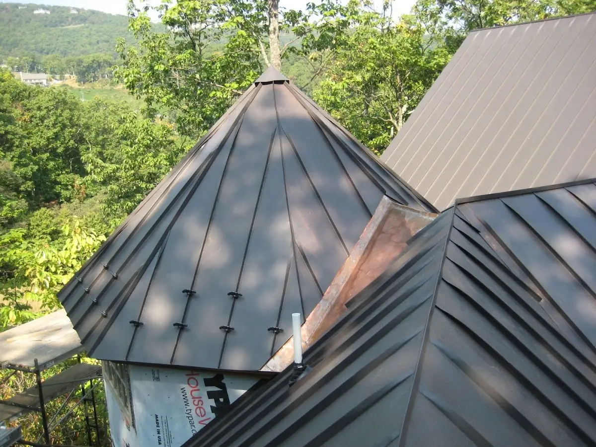 Professional Roof Tarp Installation by Craftsman Roofing in La Paloma